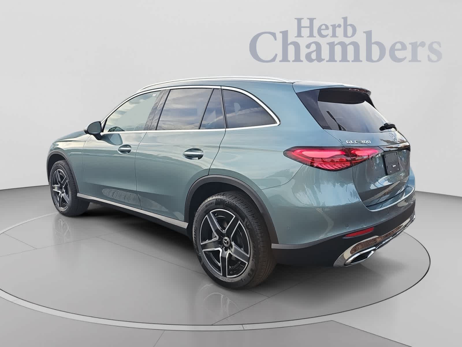 New 2027 Mercedes-Benz GLC 300 4MATIC SUV