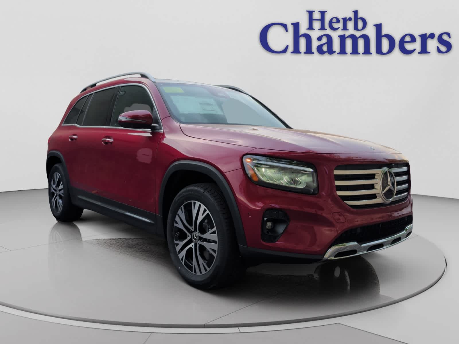 2026 Mercedes-Benz GLB GLB 250 4MATIC's photo