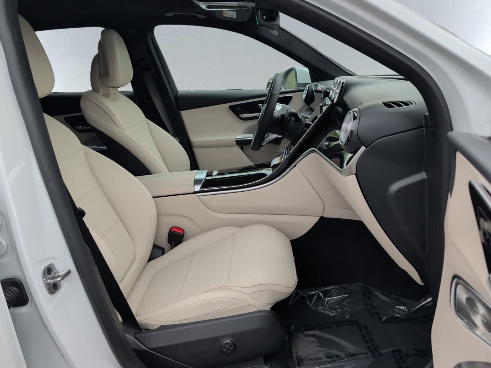 new 2026 Mercedes-Benz GLC 300 car