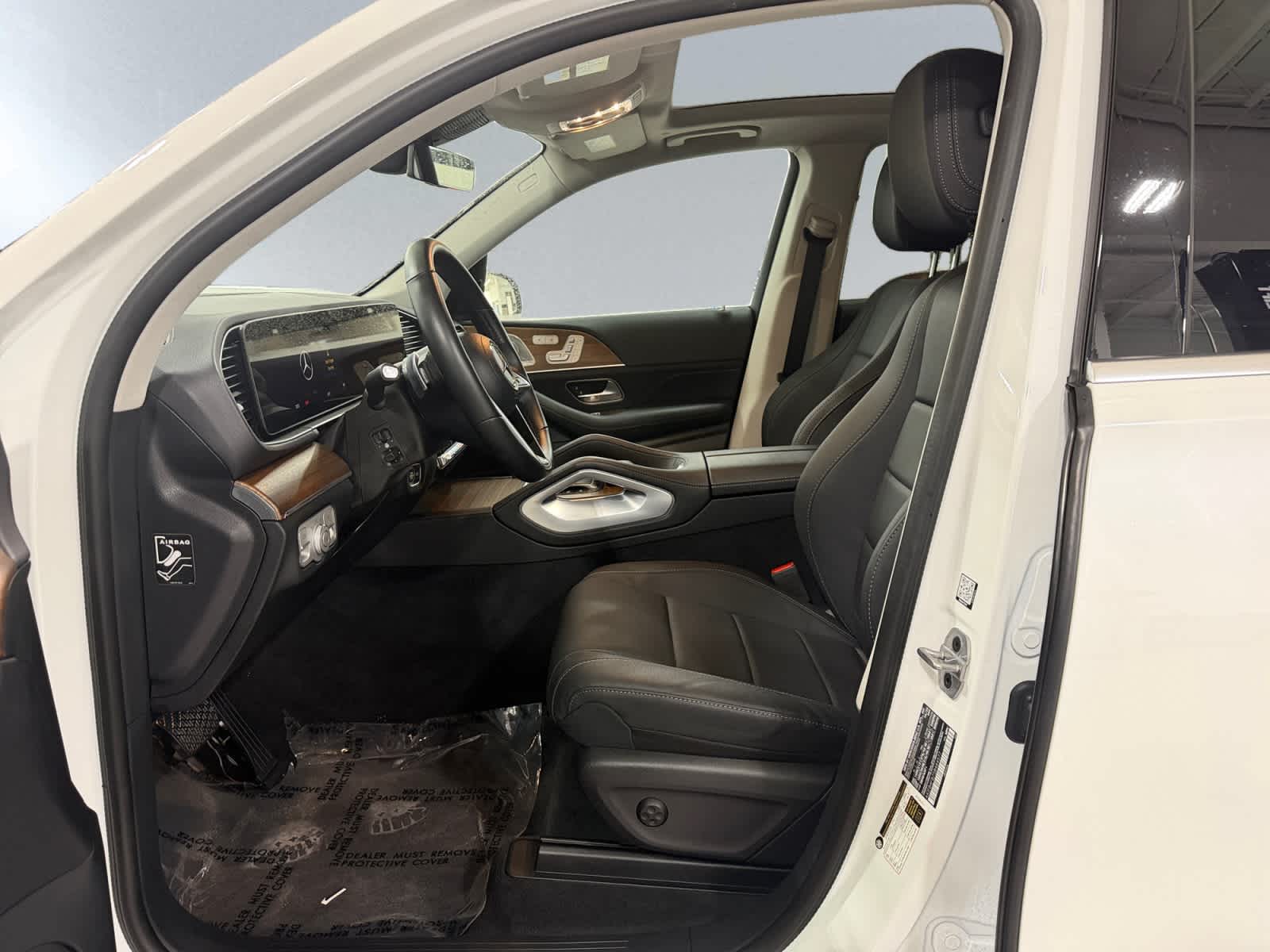 used 2025 Mercedes-Benz GLE 350 car, priced at $63,788