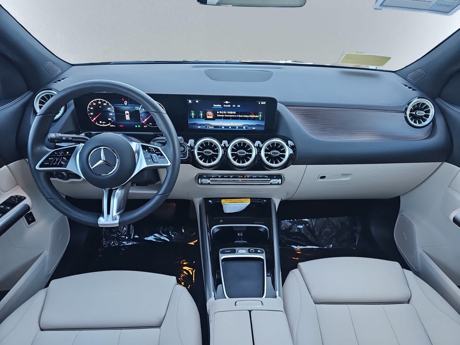 used 2026 Mercedes-Benz GLA 250 car, priced at $43,298