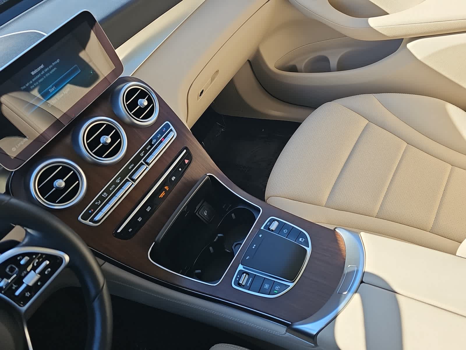 used 2020 Mercedes-Benz GLC 300 car, priced at $27,798