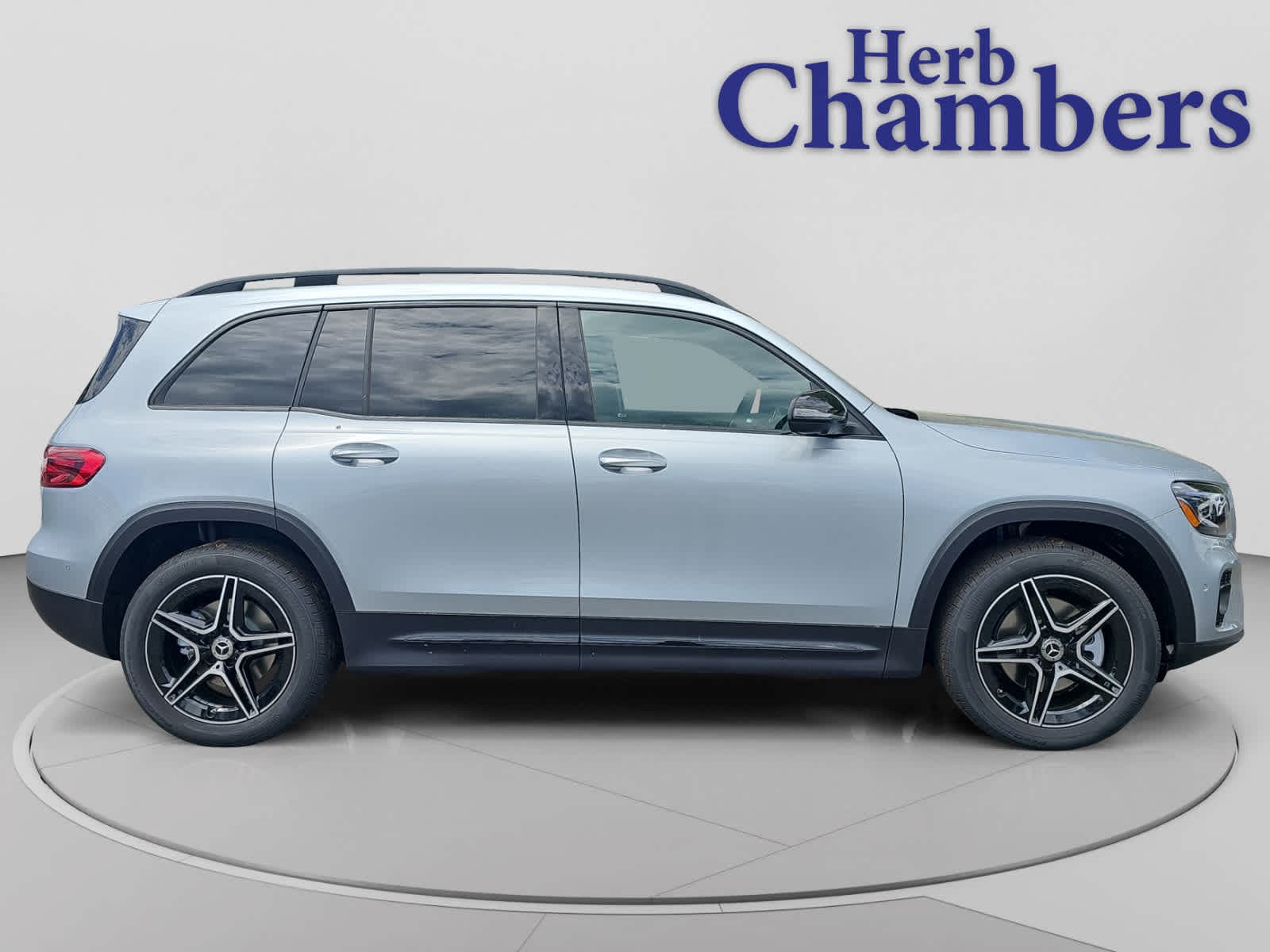 new 2026 Mercedes-Benz GLB 250 car