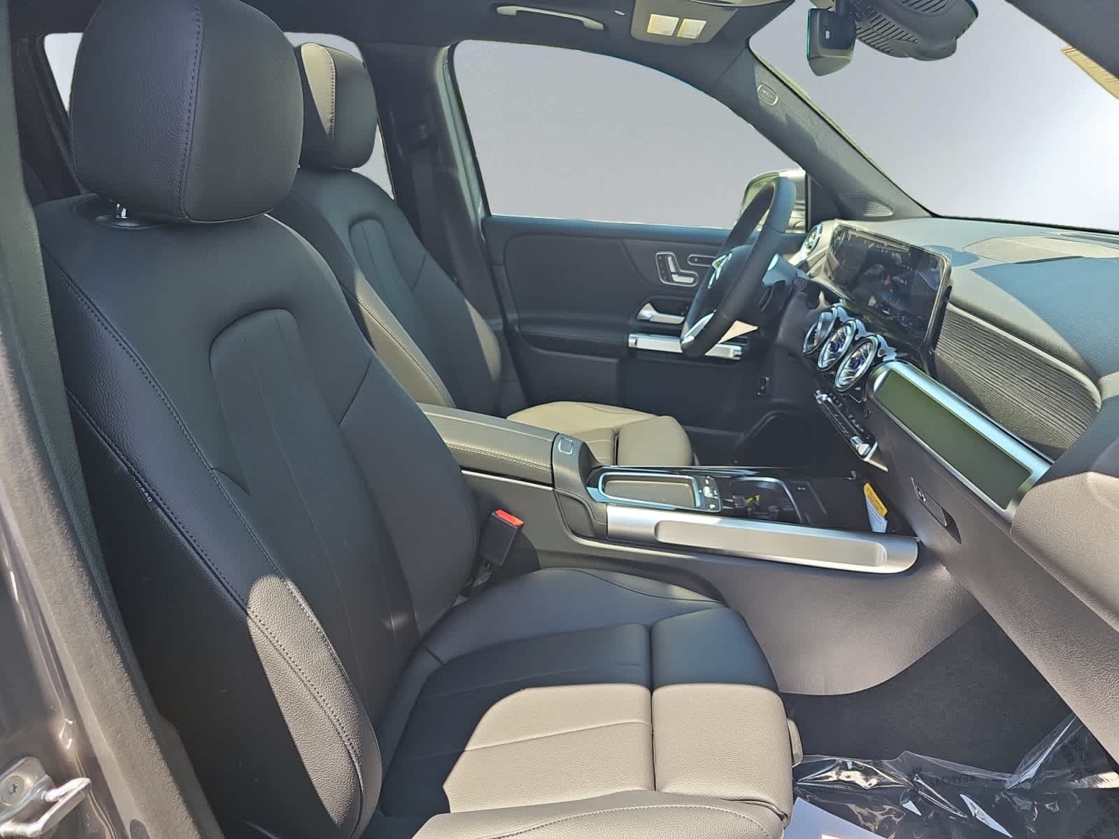 new 2026 Mercedes-Benz GLB 250 car