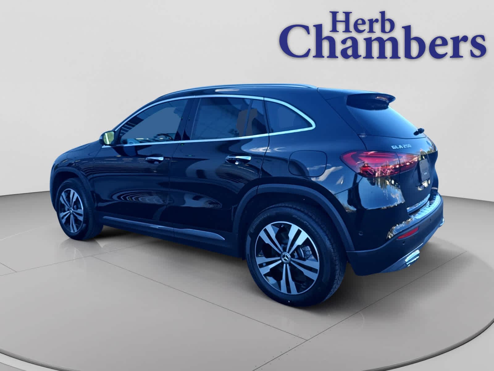 used 2026 Mercedes-Benz GLA 250 car, priced at $43,298