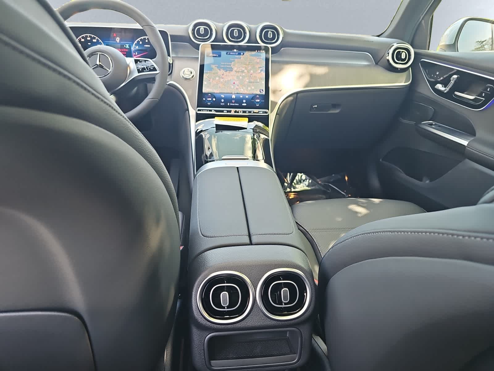 new 2026 Mercedes-Benz GLC 300 car