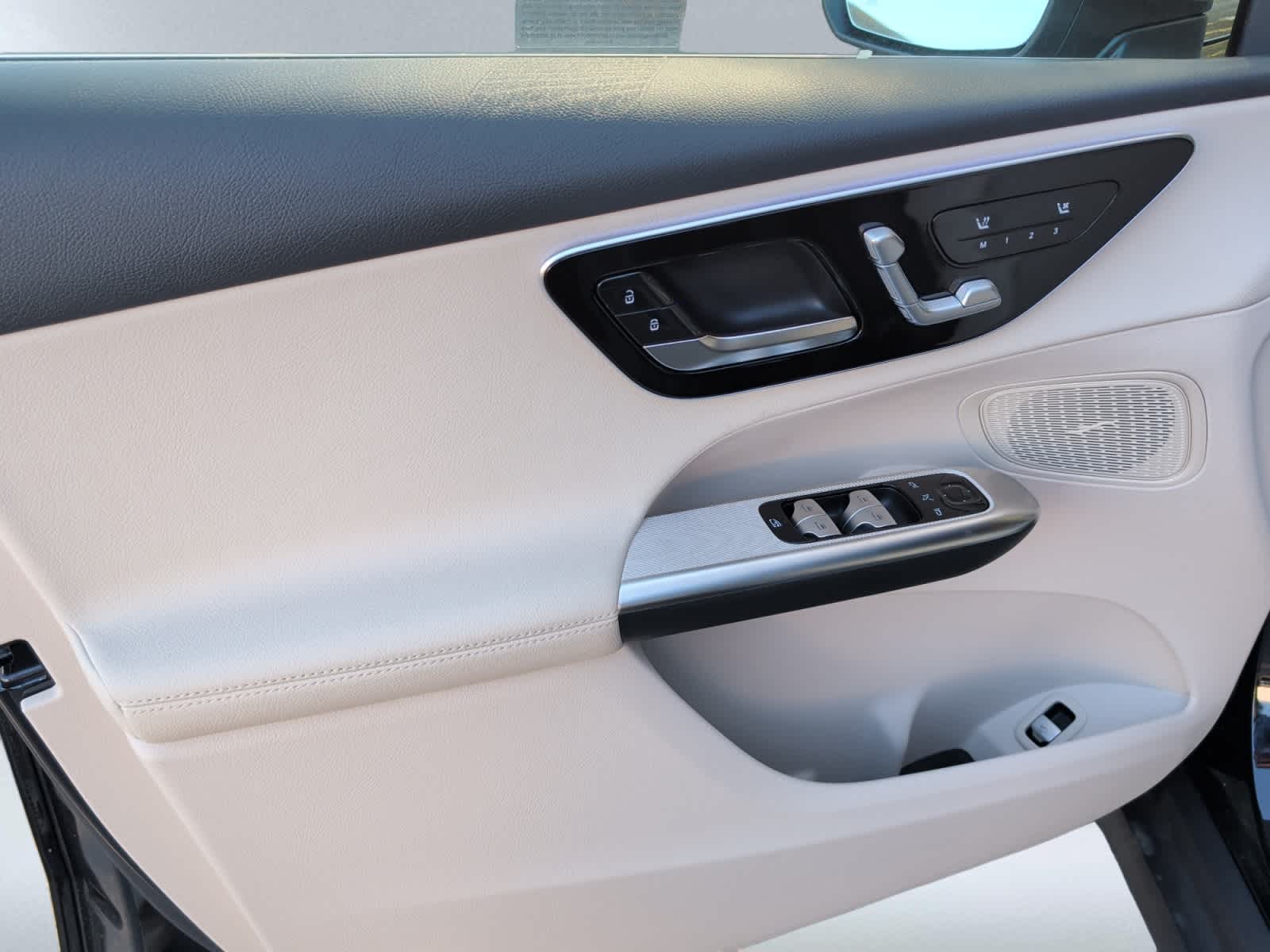 new 2026 Mercedes-Benz GLC 300 car