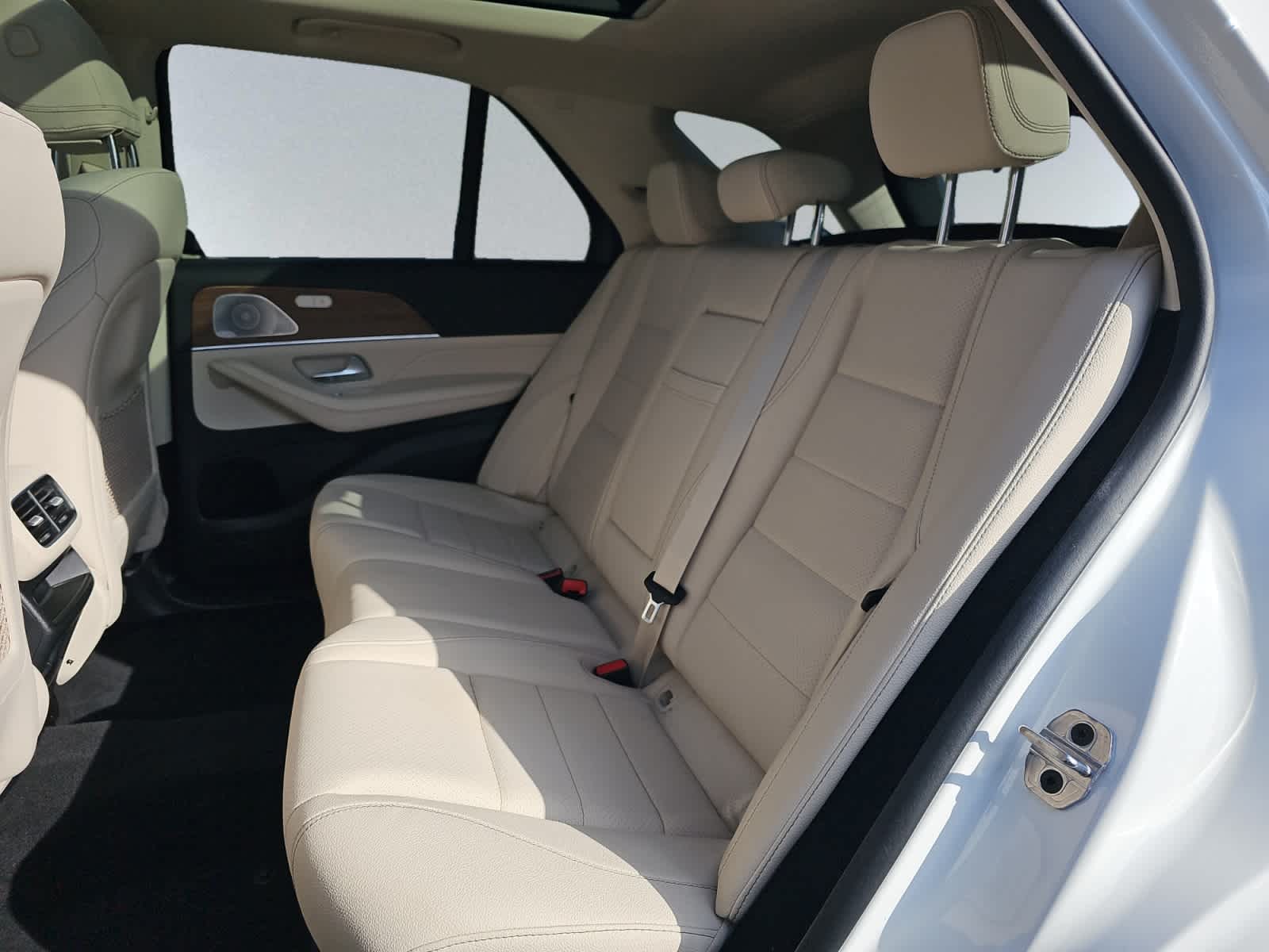 used 2023 Mercedes-Benz GLE 350 car, priced at $47,998