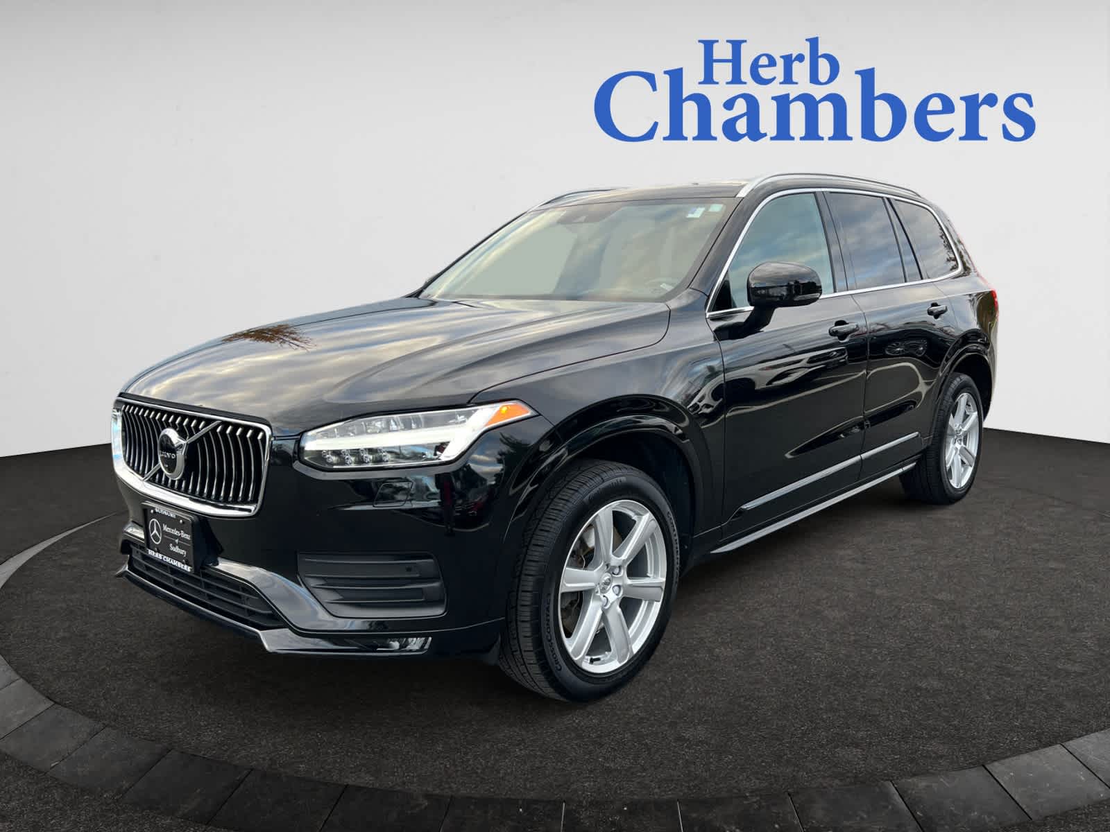 2020 Volvo XC90 T6 Momentum photo 4
