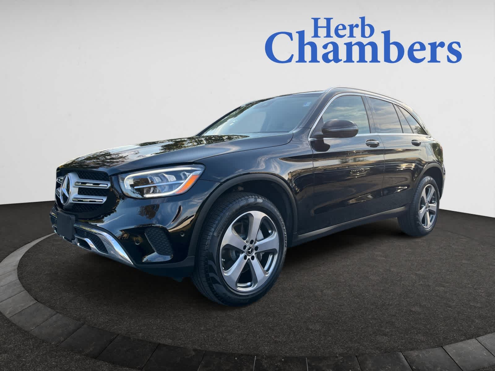 2022 Mercedes Benz GLC 300 4MATIC photo 4
