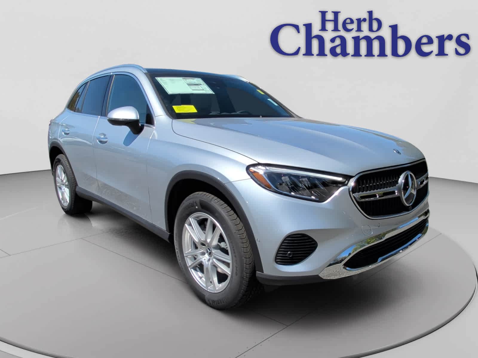 new 2026 Mercedes-Benz GLC 300 car