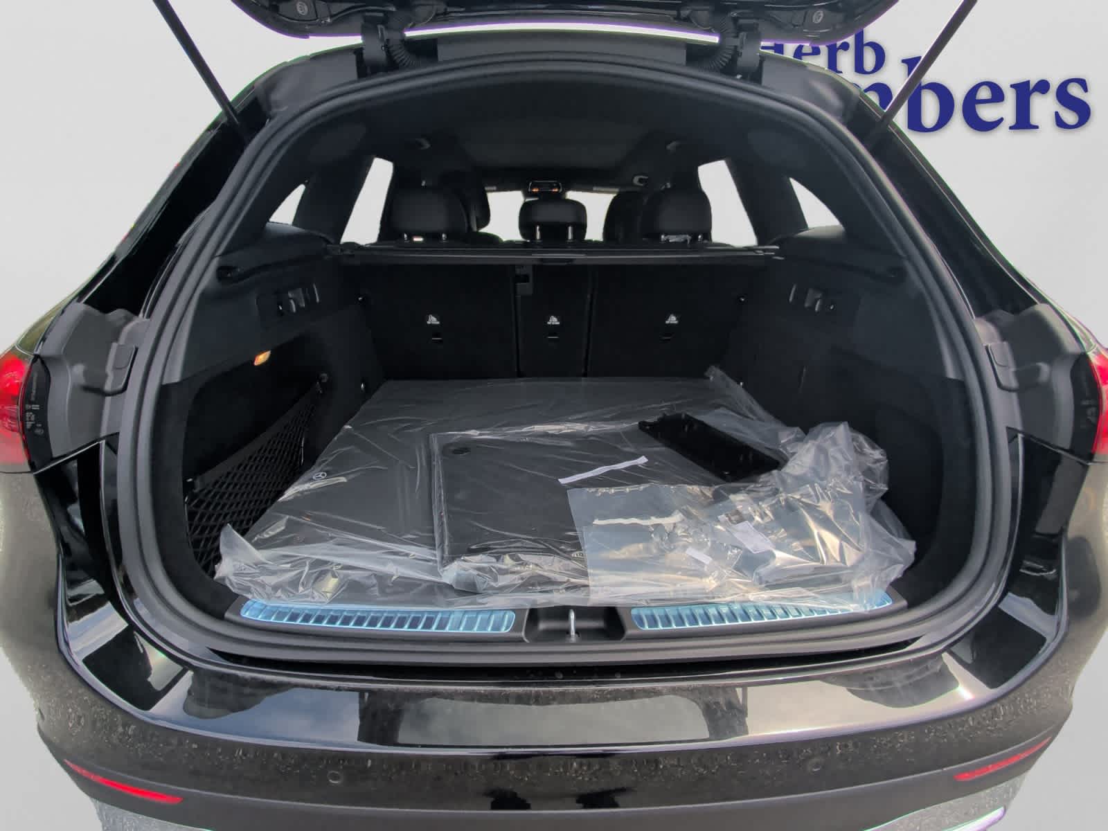 new 2026 Mercedes-Benz GLC 300 car