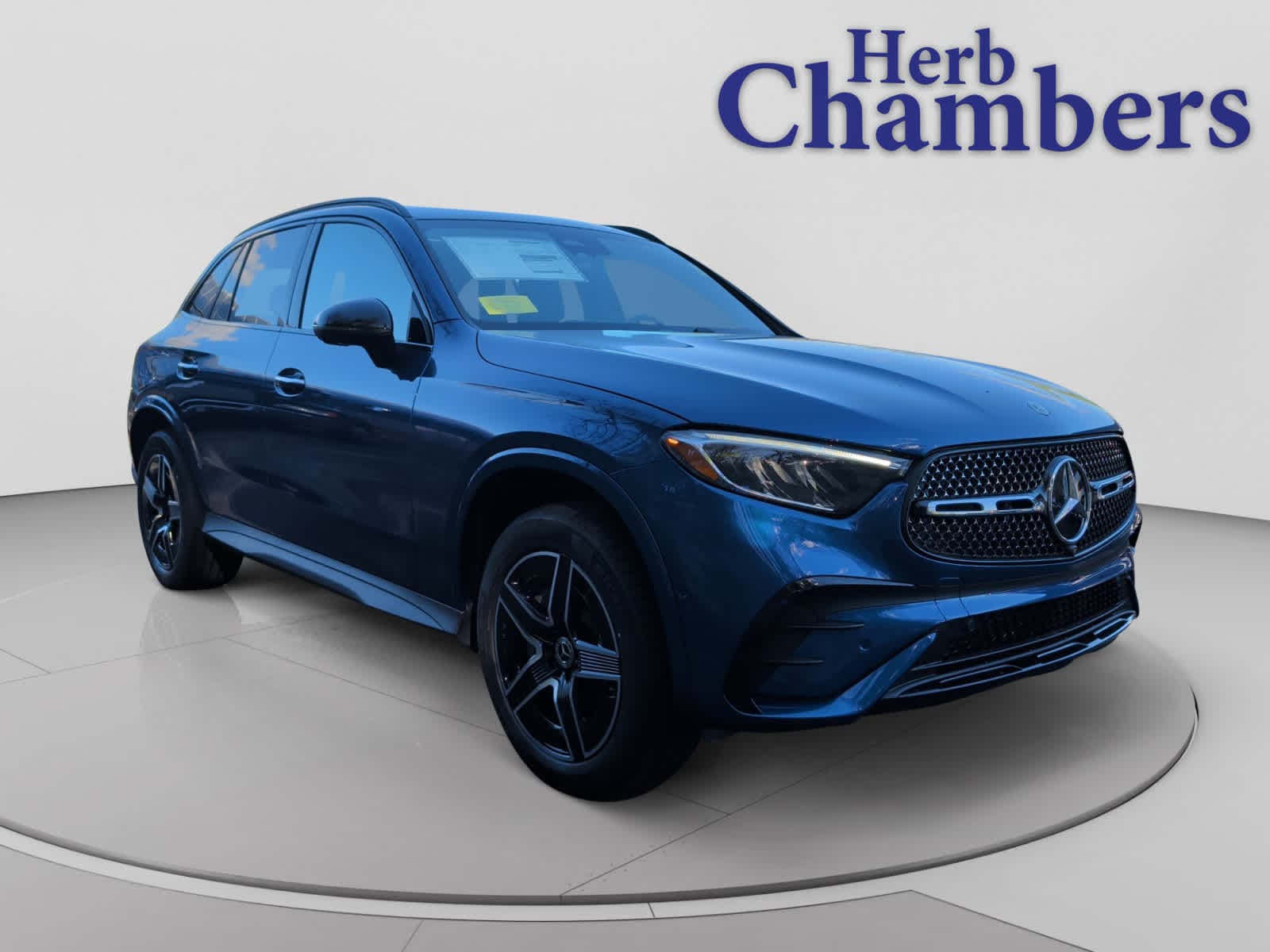 new 2026 Mercedes-Benz GLC 300 car