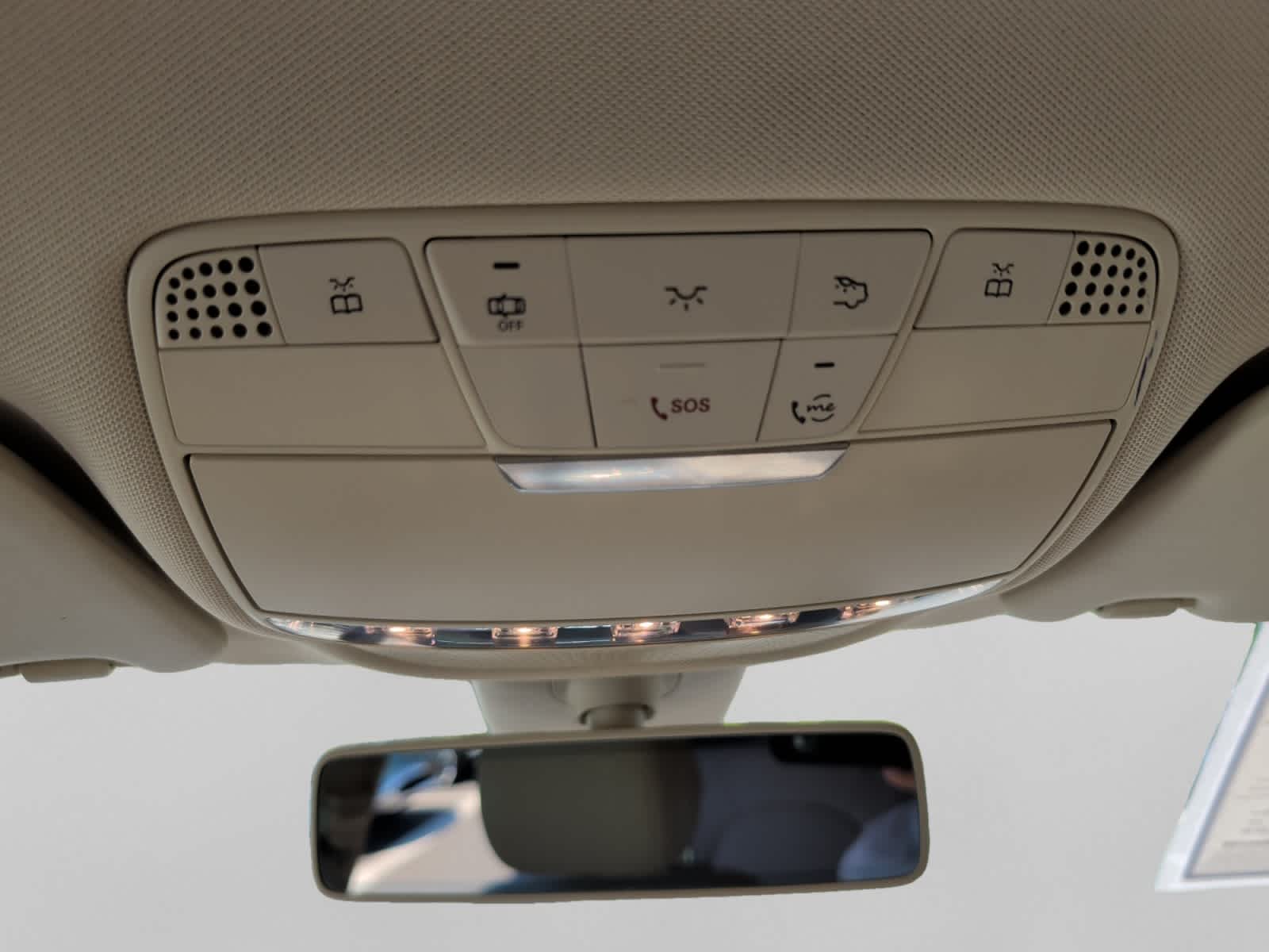 used 2020 Mercedes-Benz GLC 300 car, priced at $22,298