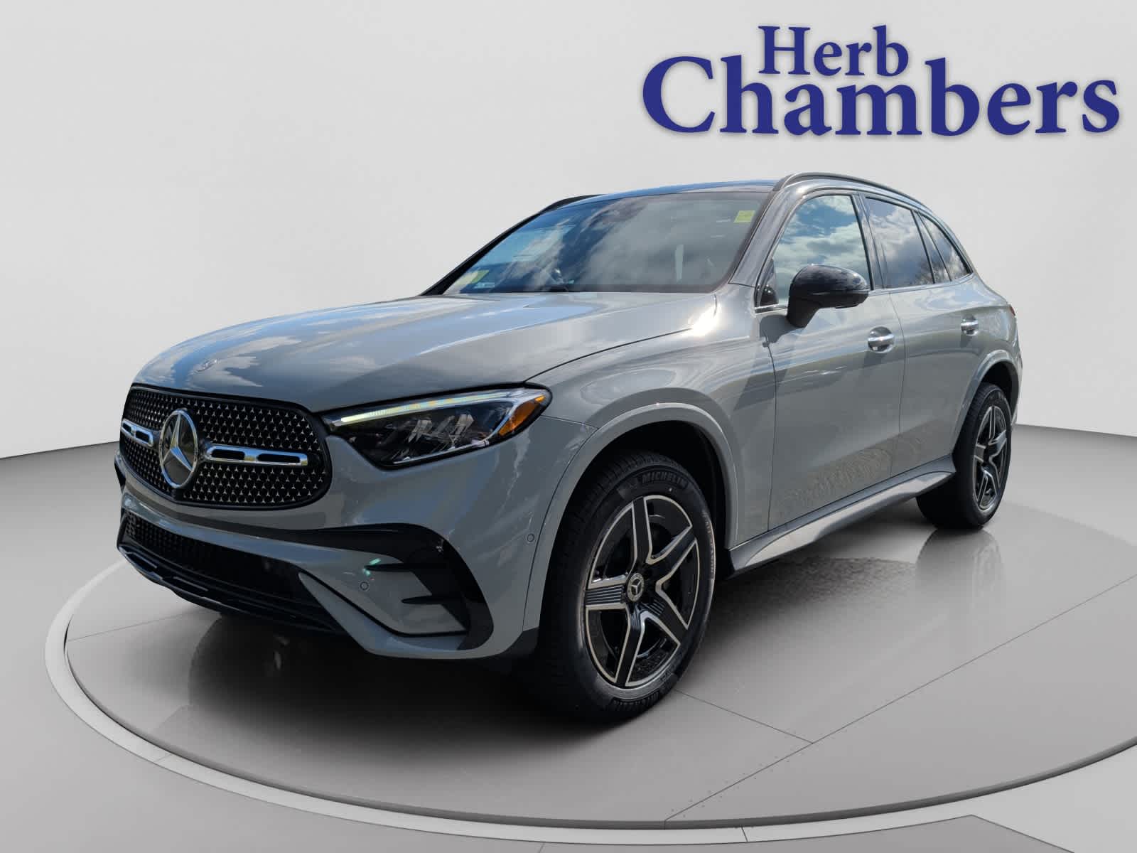 new 2026 Mercedes-Benz GLC 300 car