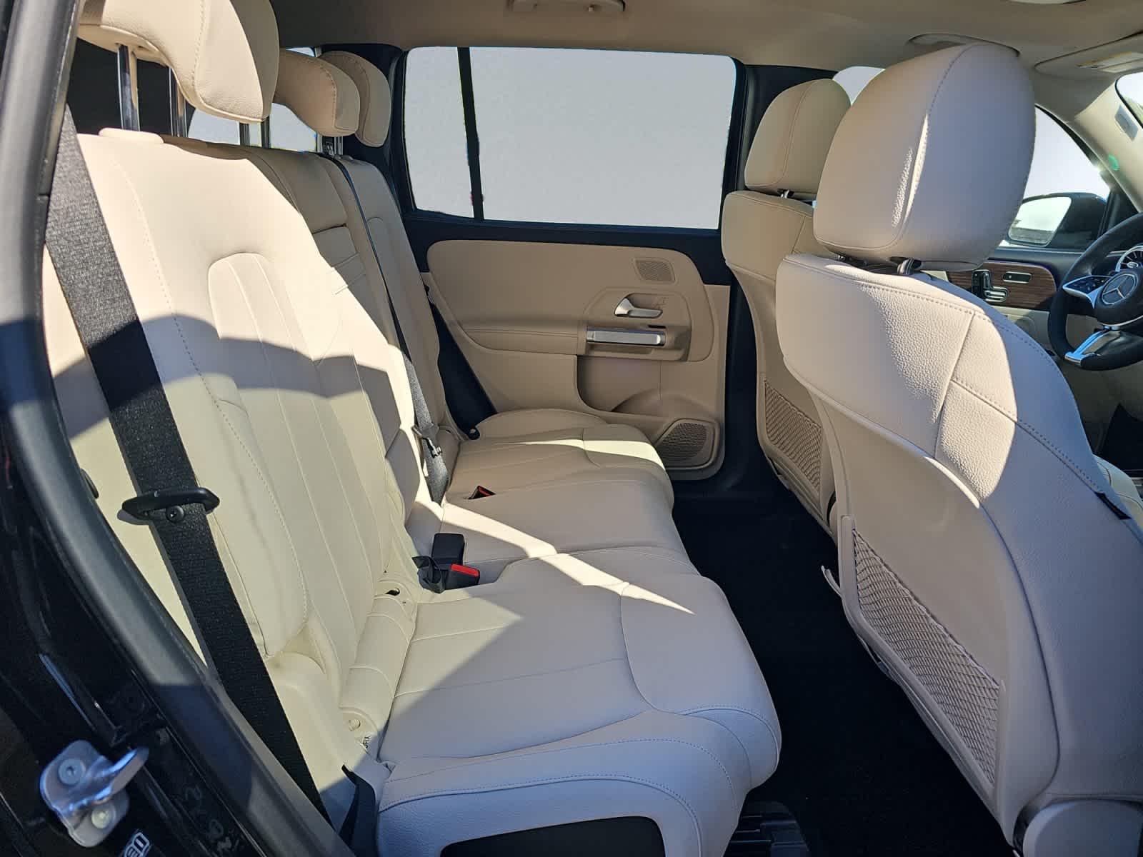 new 2026 Mercedes-Benz GLB 250 car