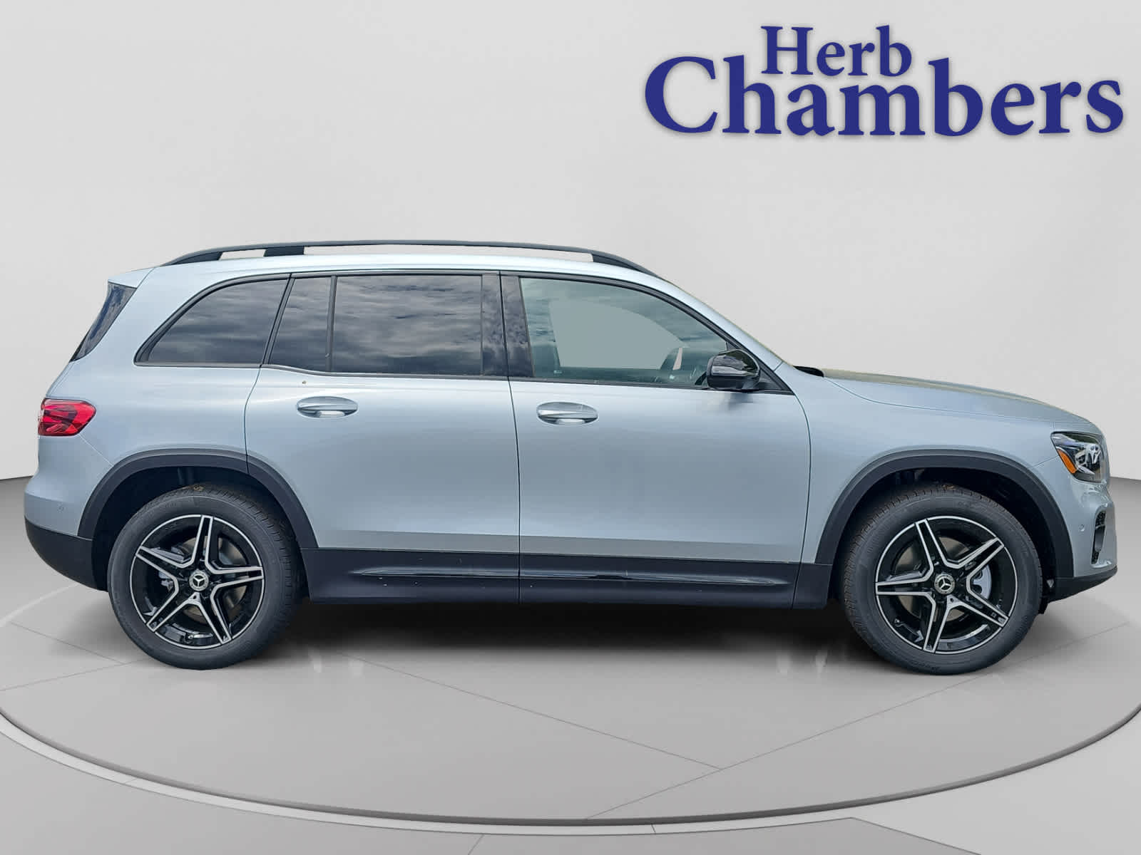 new 2026 Mercedes-Benz GLB 250 car