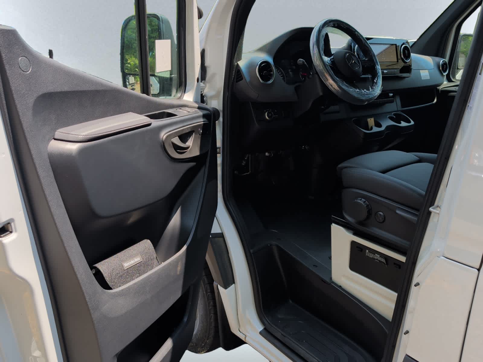 new 2026 Mercedes-Benz Sprinter 2500 car