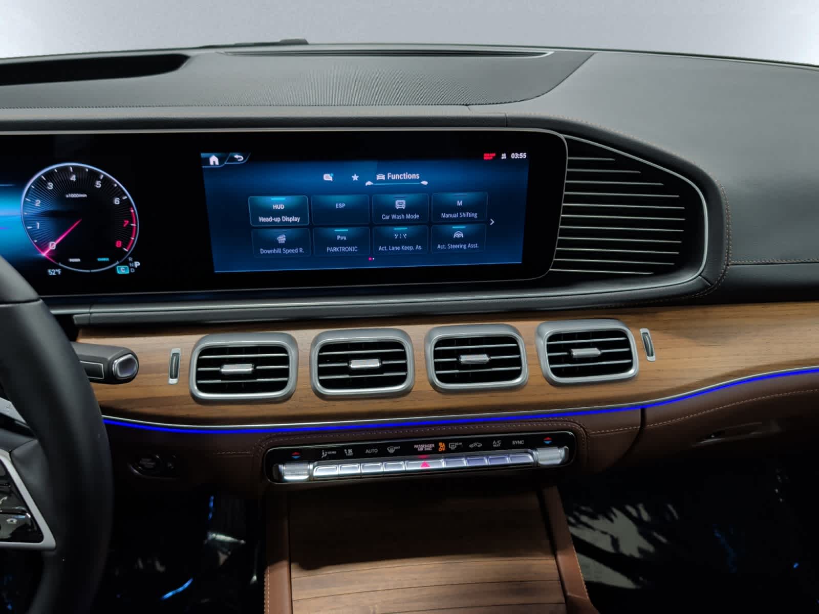 used 2025 Mercedes-Benz GLE 350 car, priced at $67,988