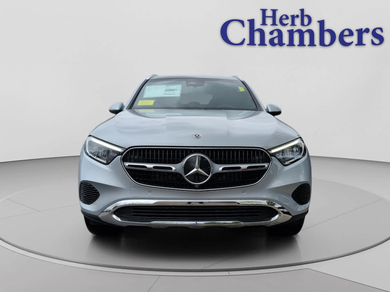 new 2026 Mercedes-Benz GLC 300 car