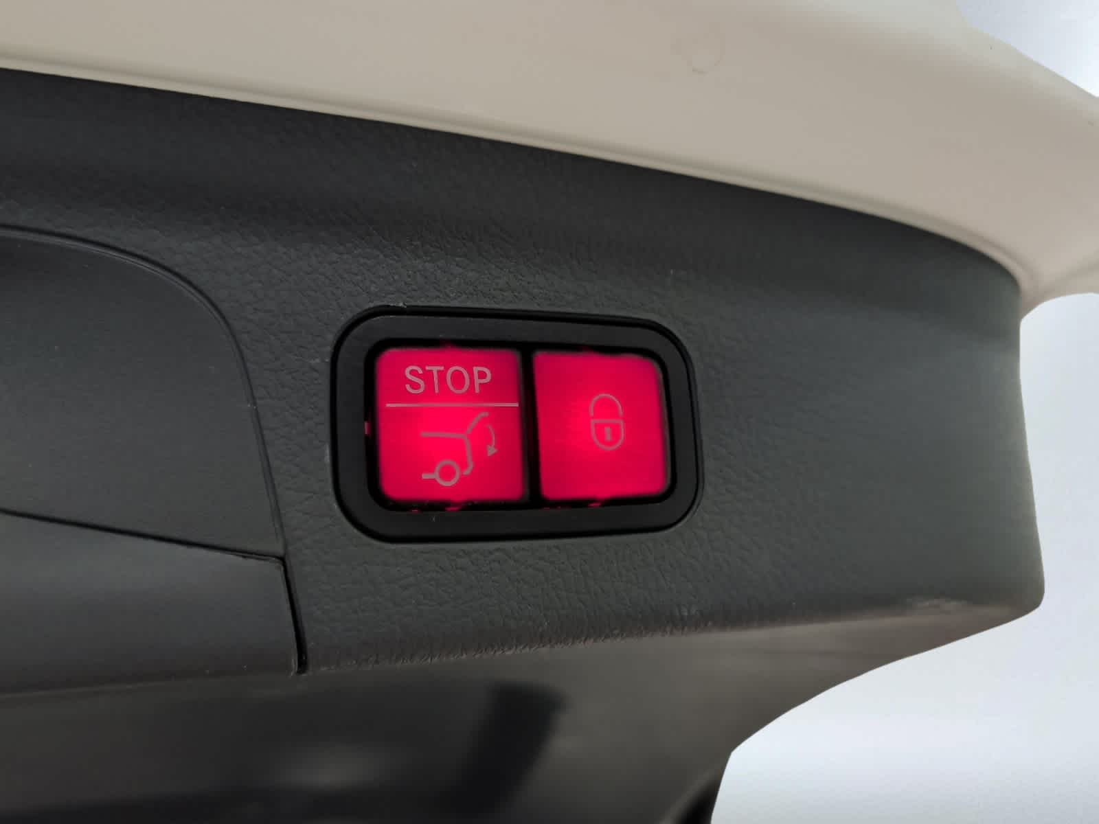 used 2020 Mercedes-Benz GLE 350 car, priced at $30,488