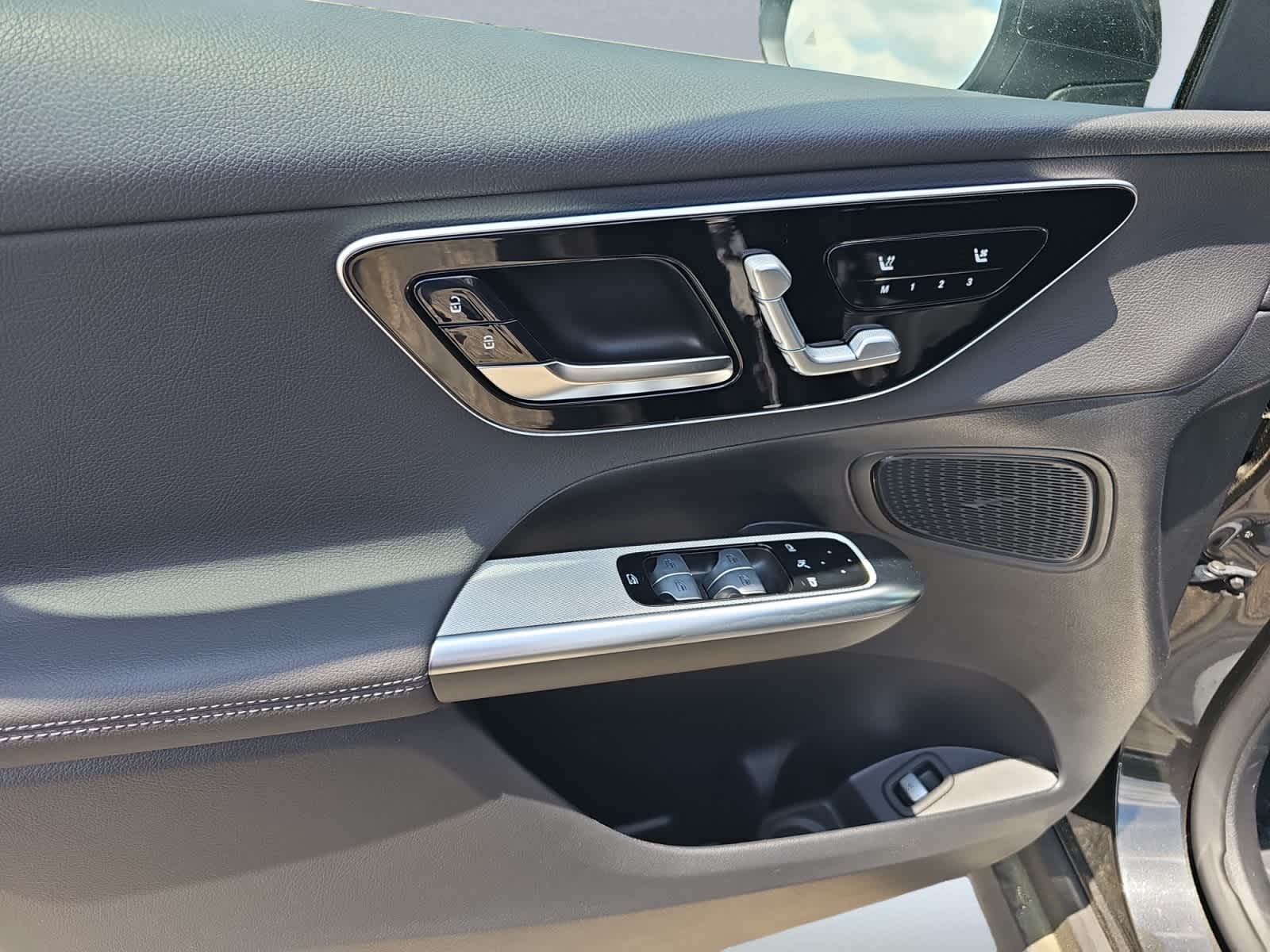 new 2026 Mercedes-Benz GLC 300 car