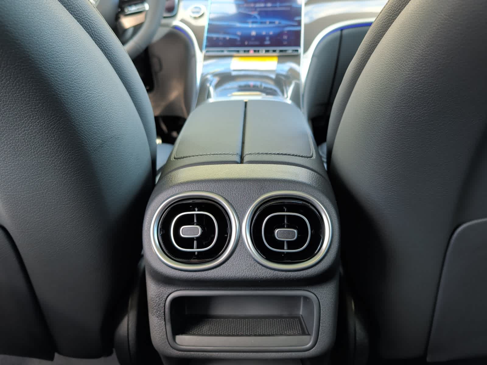 new 2026 Mercedes-Benz GLC 300 car