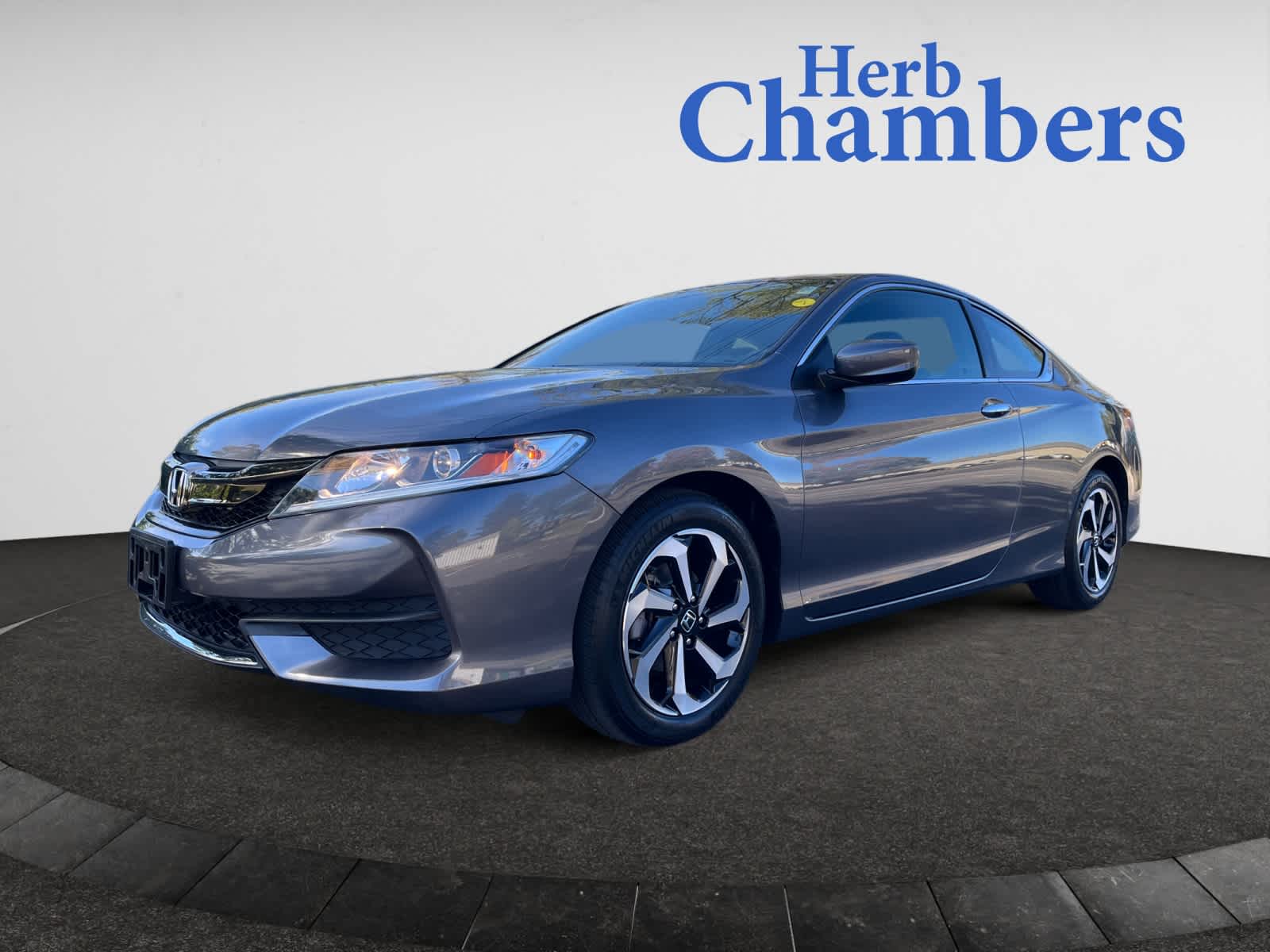 2017 Honda Accord photo 4