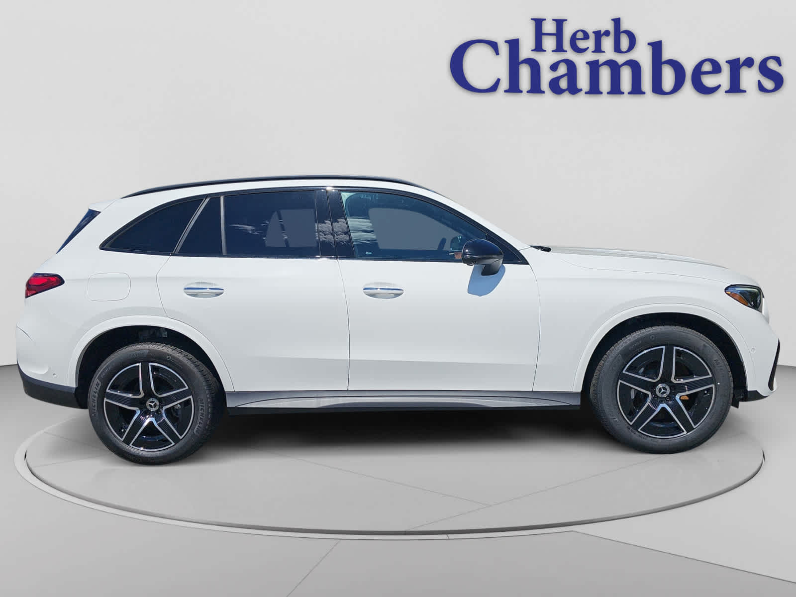 new 2026 Mercedes-Benz GLC 300 car