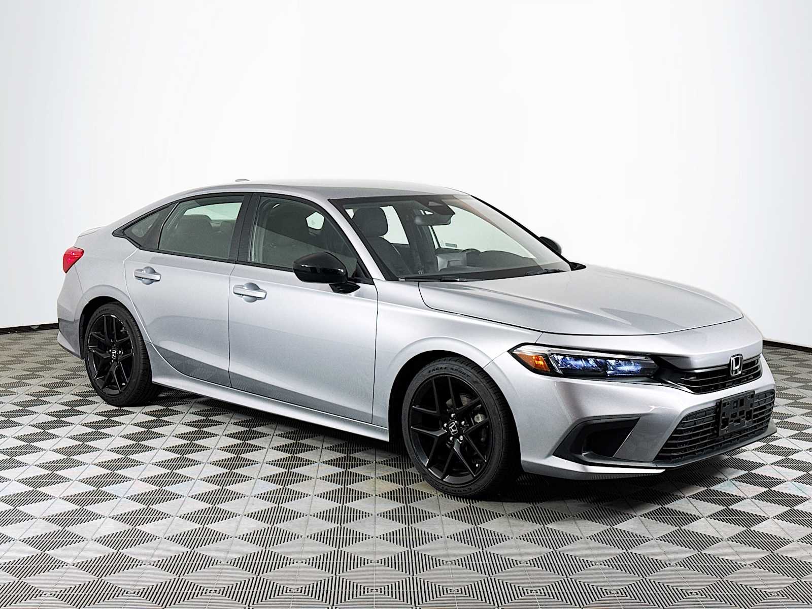 2022 Honda Civic Sport photo 3