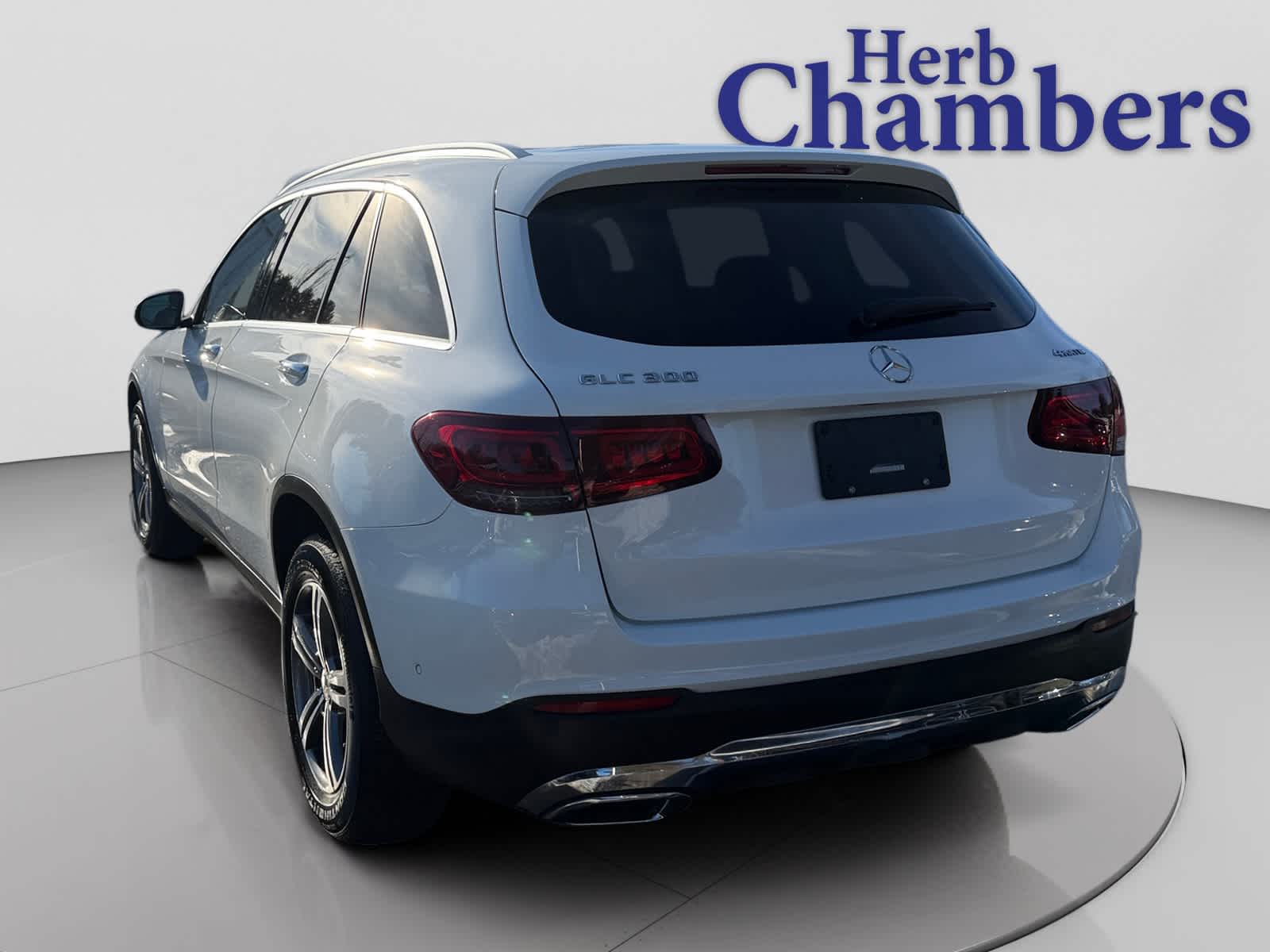 used 2022 Mercedes-Benz GLC 300 car, priced at $27,798