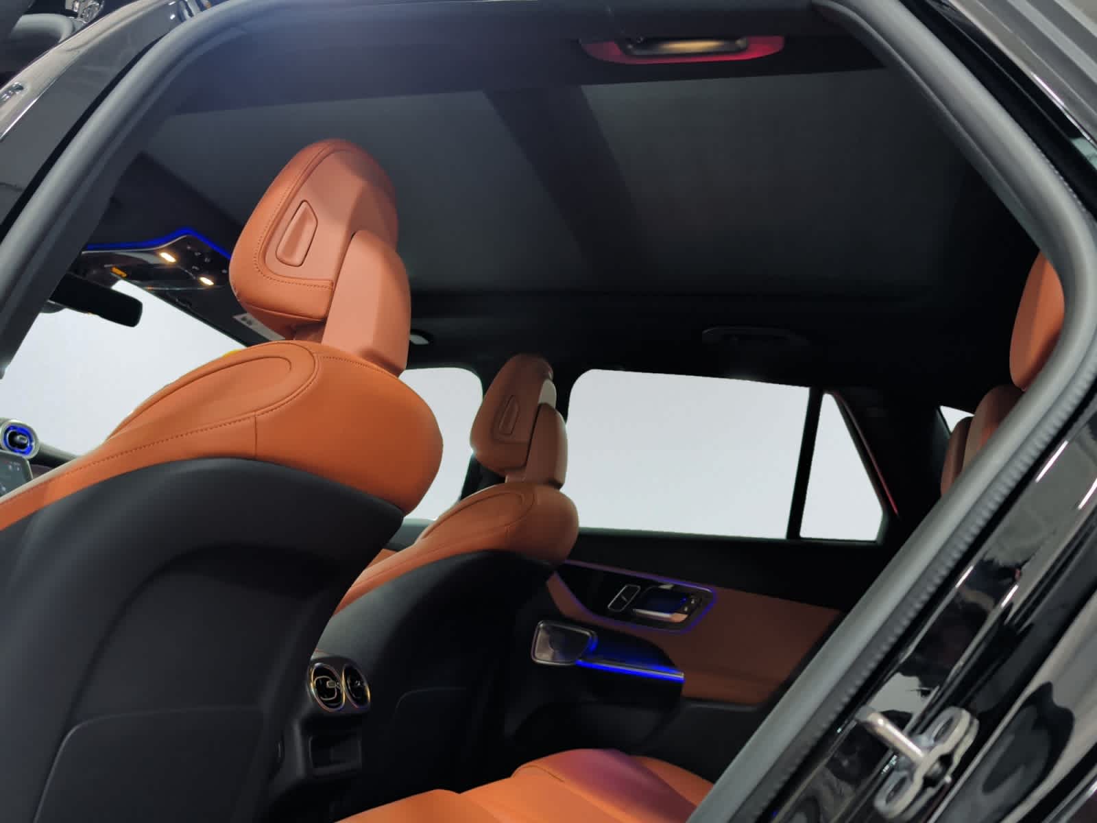 used 2023 Mercedes-Benz GLC 300 car, priced at $38,988