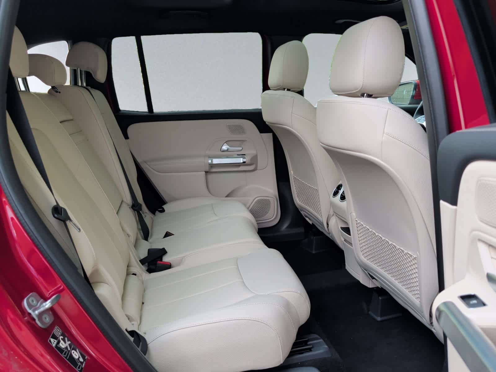 new 2026 Mercedes-Benz GLB 250 car