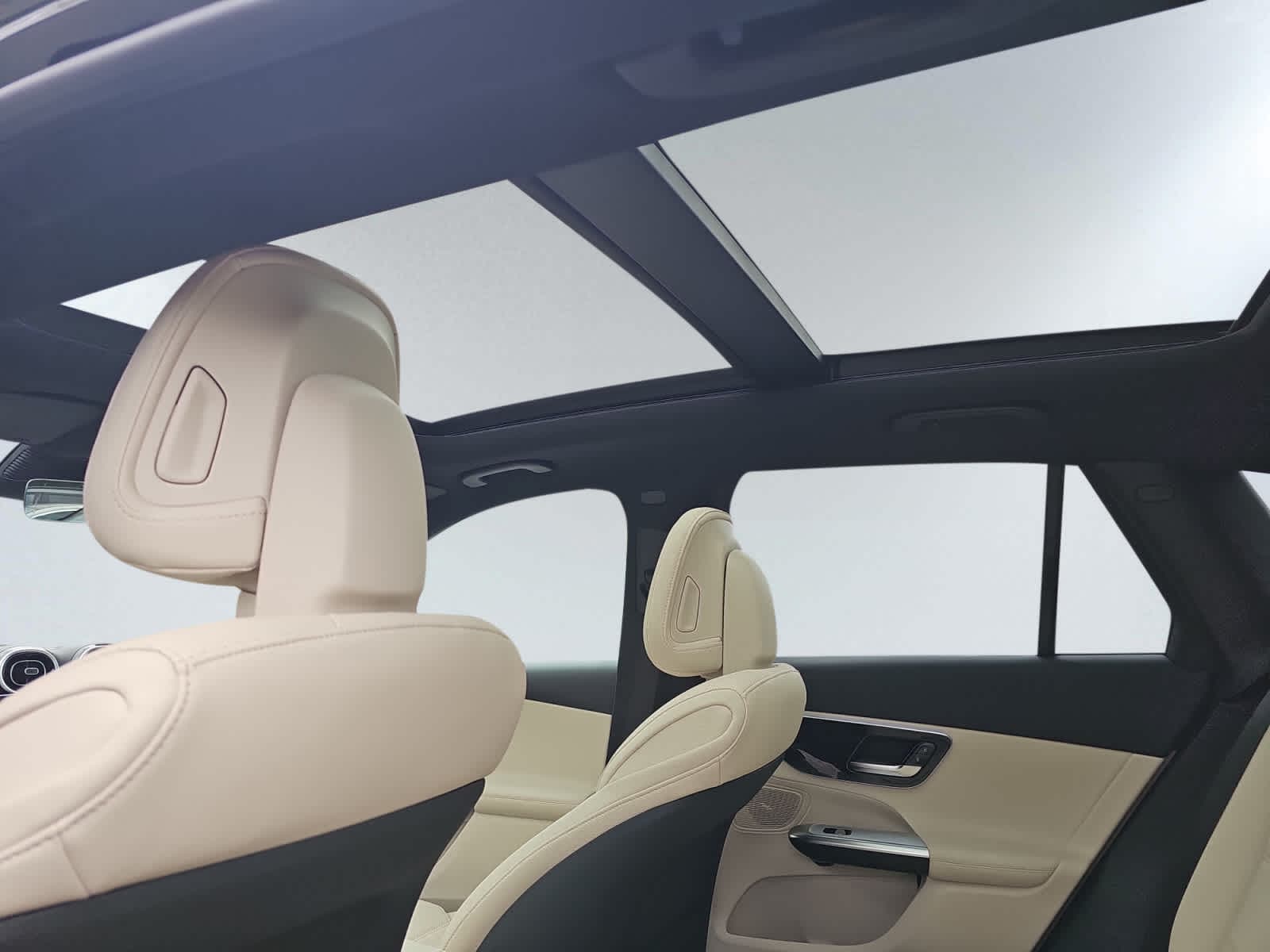 new 2026 Mercedes-Benz GLC 300 car