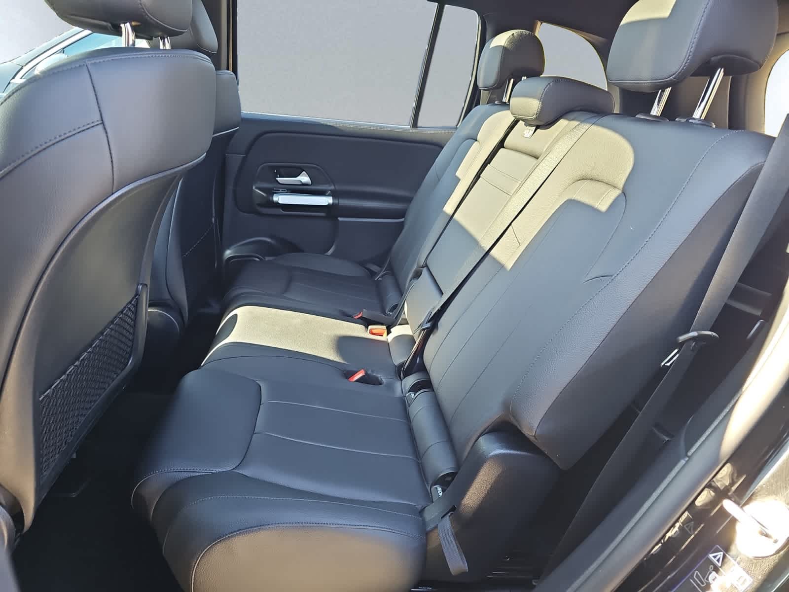 used 2022 Mercedes-Benz GLB 250 car, priced at $30,998