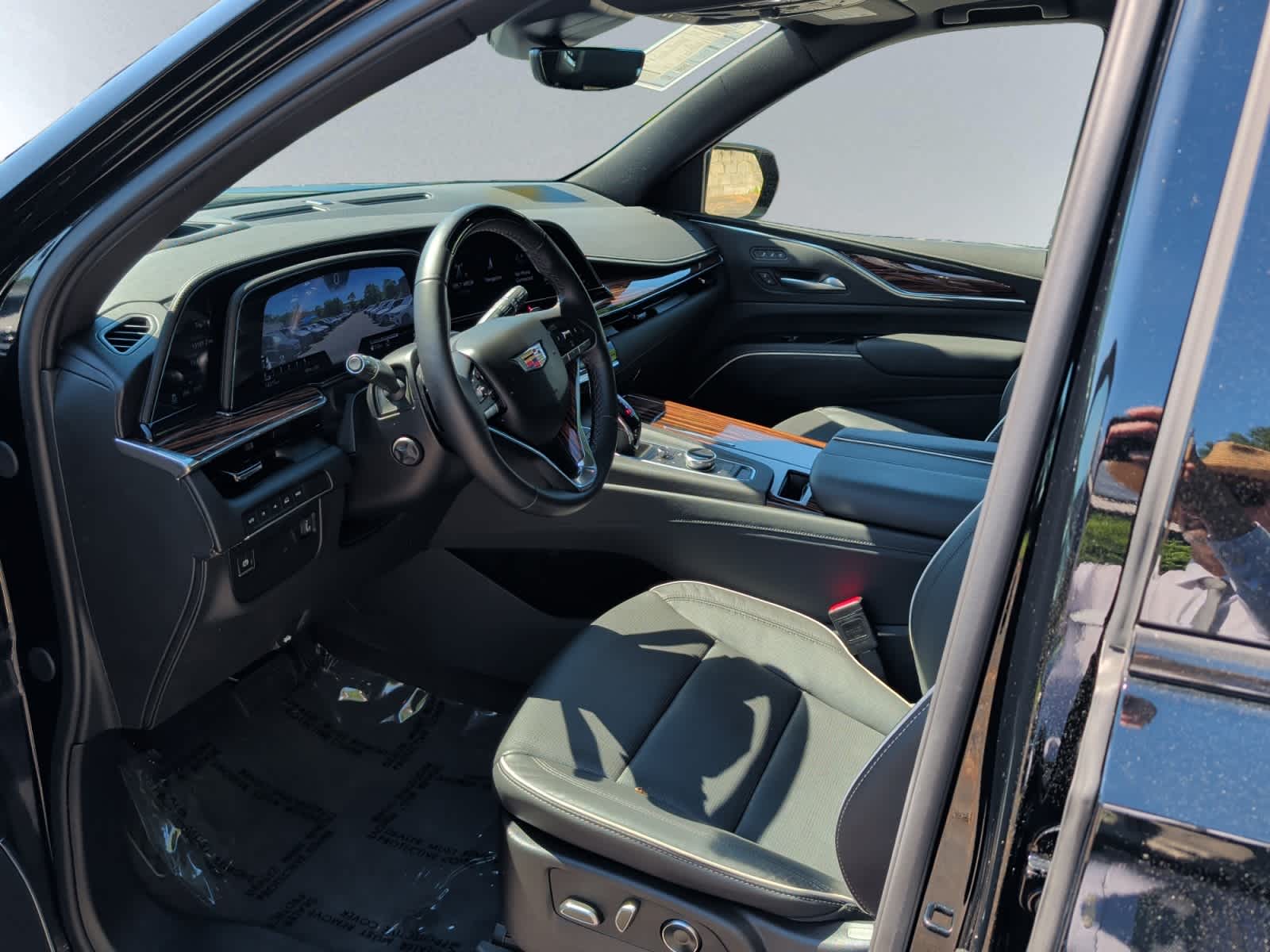 used 2024 Cadillac Escalade car, priced at $78,498