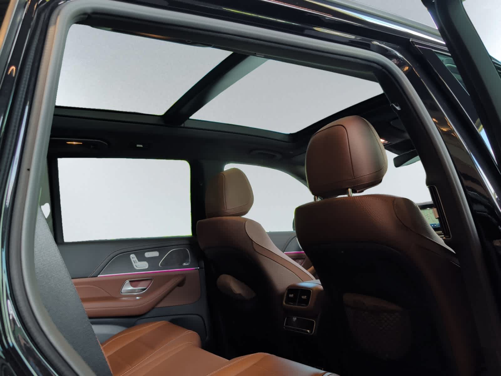 new 2026 Mercedes-Benz GLS 580 car