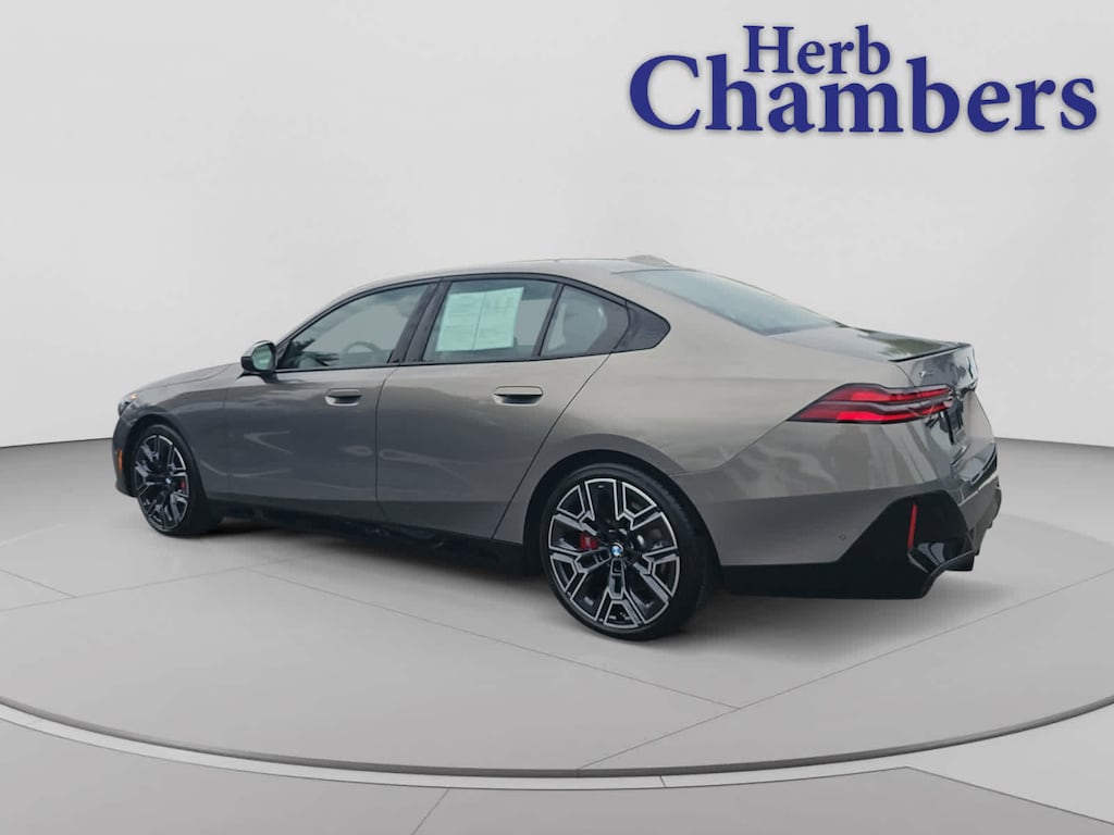 Used 2024 BMW 530i xDrive Sedan