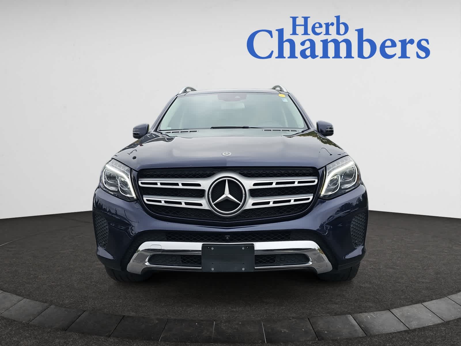 2017 Mercedes Benz GLS 450 4MATIC photo 2