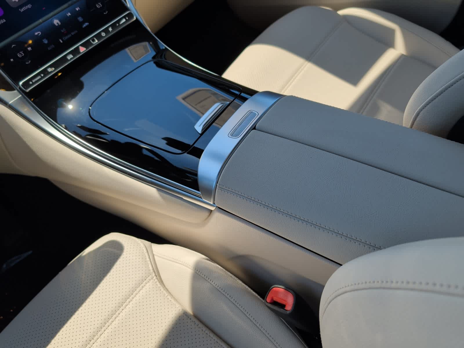 used 2026 Mercedes-Benz GLC 300 car, priced at $49,998