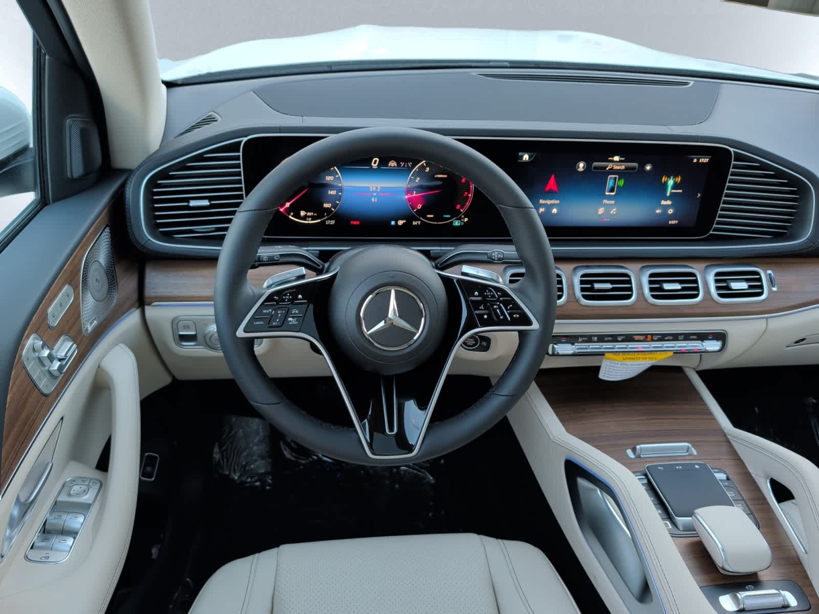 new 2026 Mercedes-Benz GLS 450 car