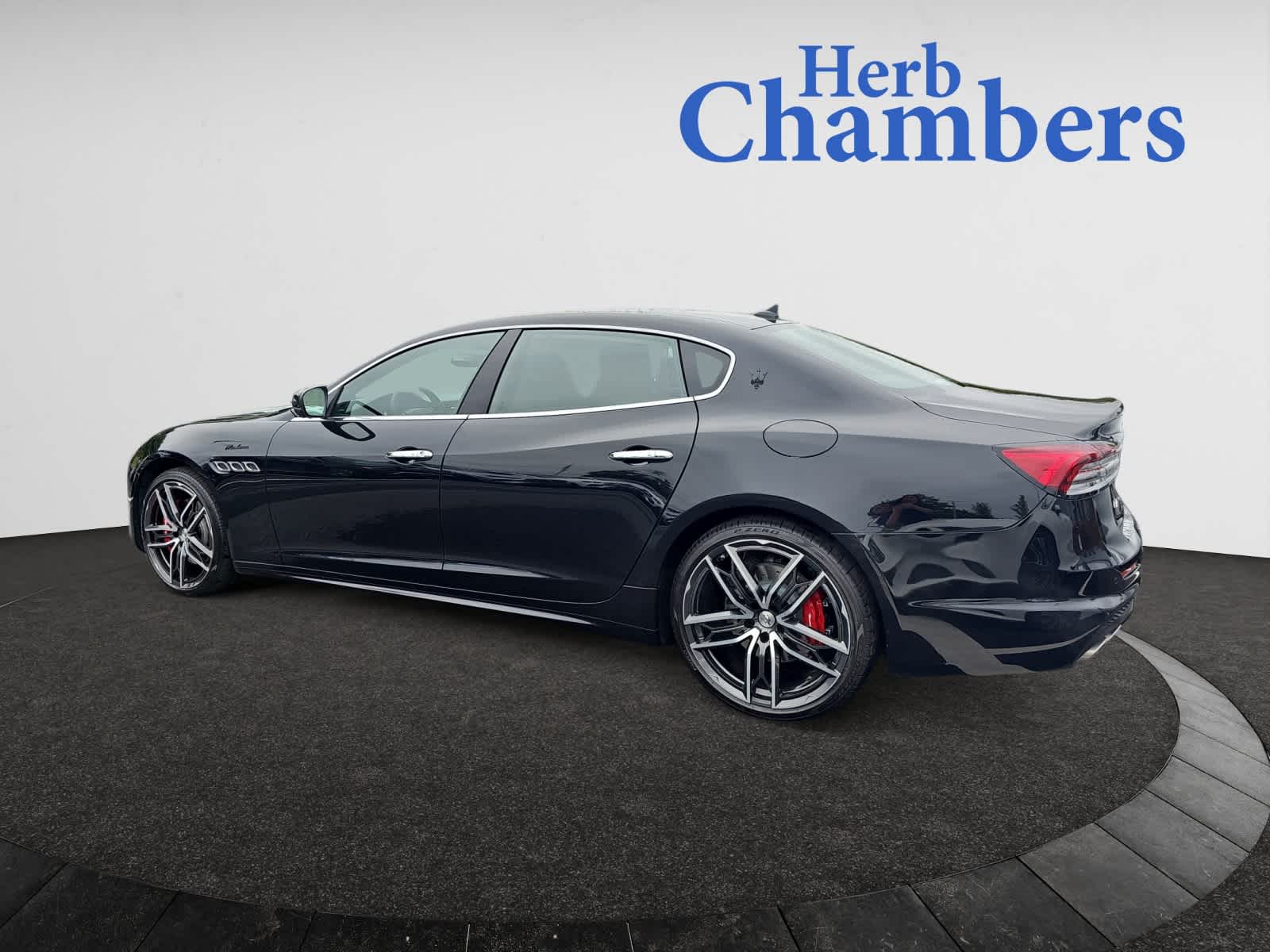 2022 Maserati Quattroporte Modena Q4 photo 3