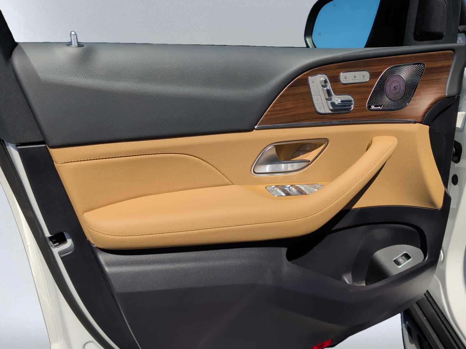 new 2026 Mercedes-Benz GLS 450 car
