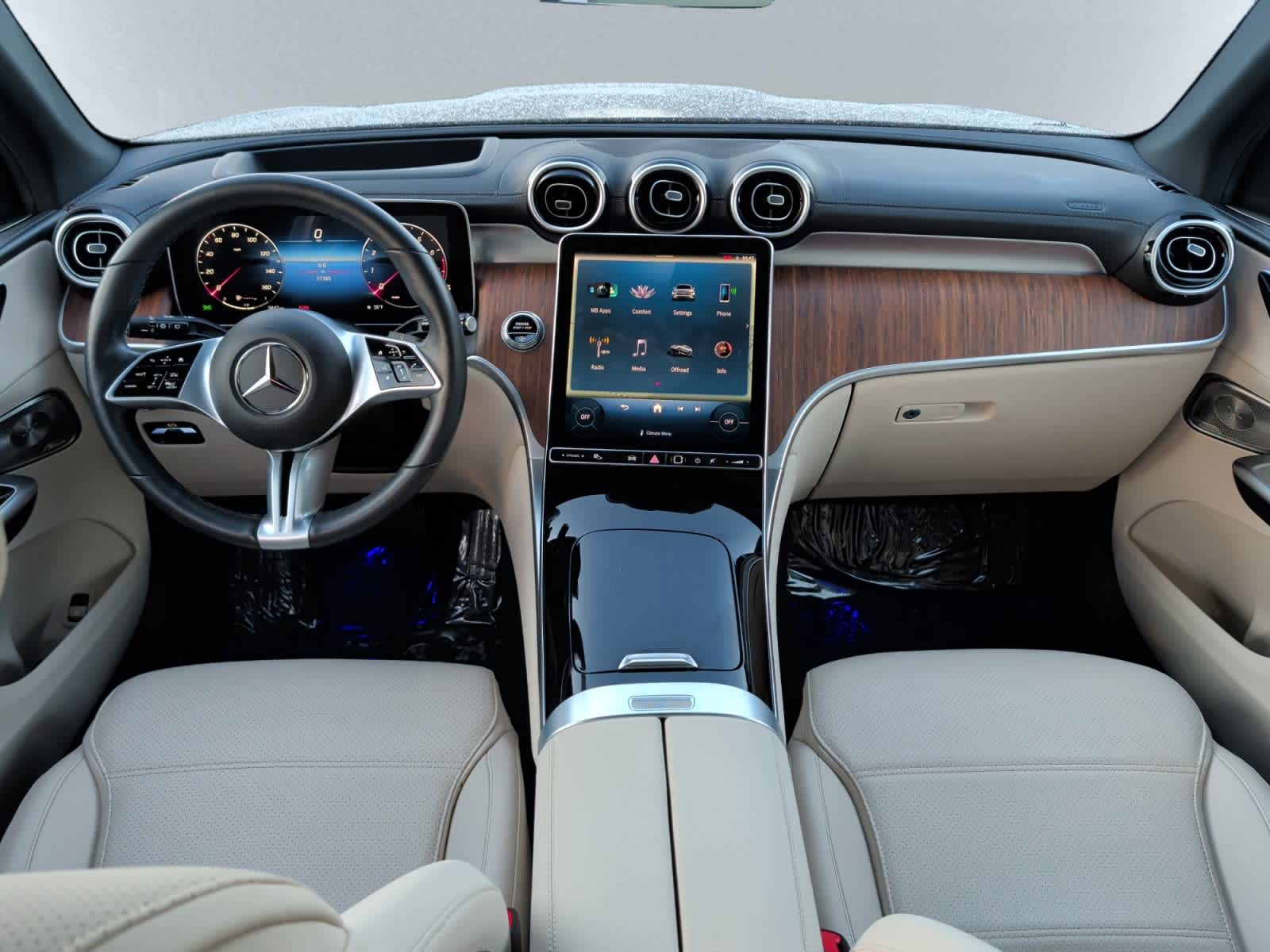 used 2024 Mercedes-Benz GLC 300 car, priced at $40,488