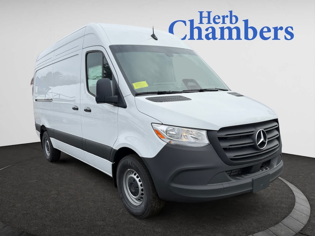 New 2025 Mercedes-Benz Sprinter 2500 Standard Roof 4-Cyl Diesel Van Cargo Van