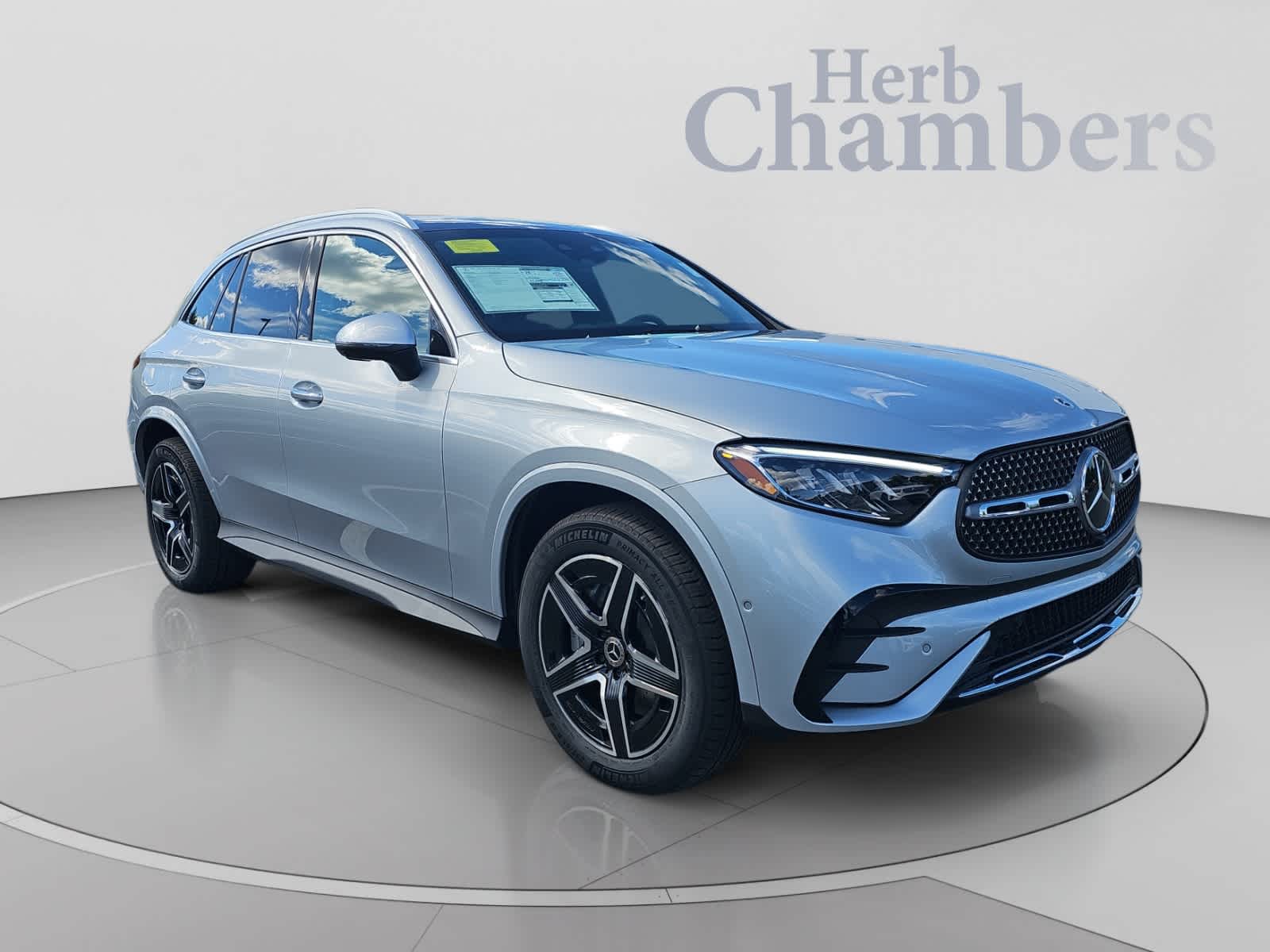 2027 Mercedes-Benz GLC Base