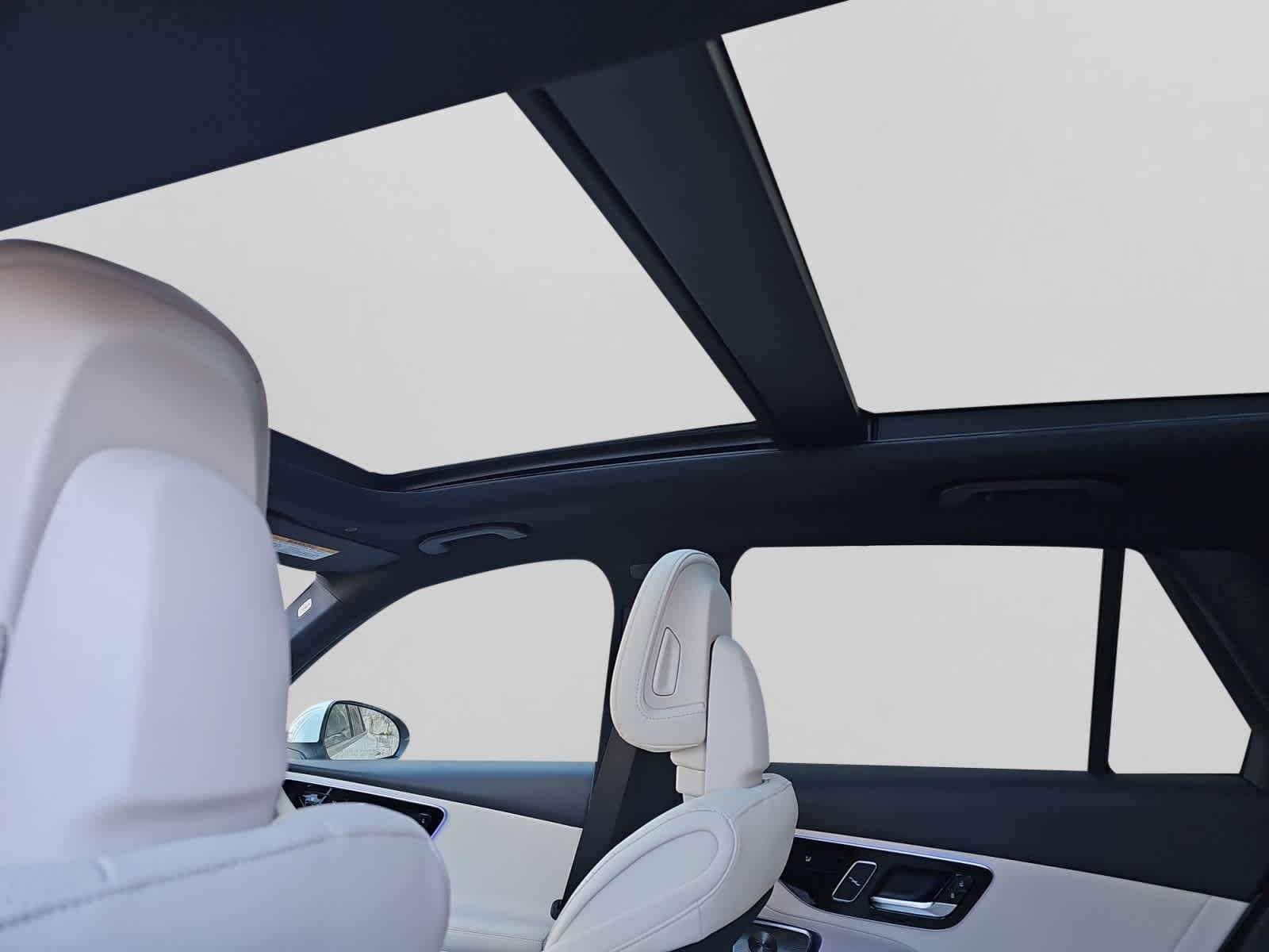 new 2026 Mercedes-Benz GLC 300 car