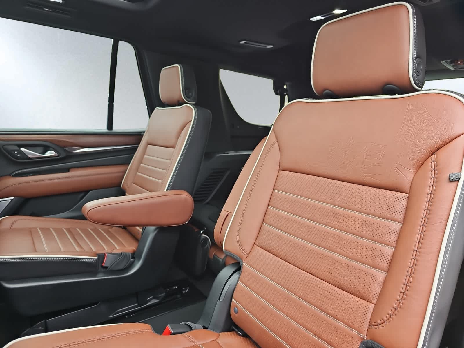 used 2024 GMC Yukon car, priced at $79,998