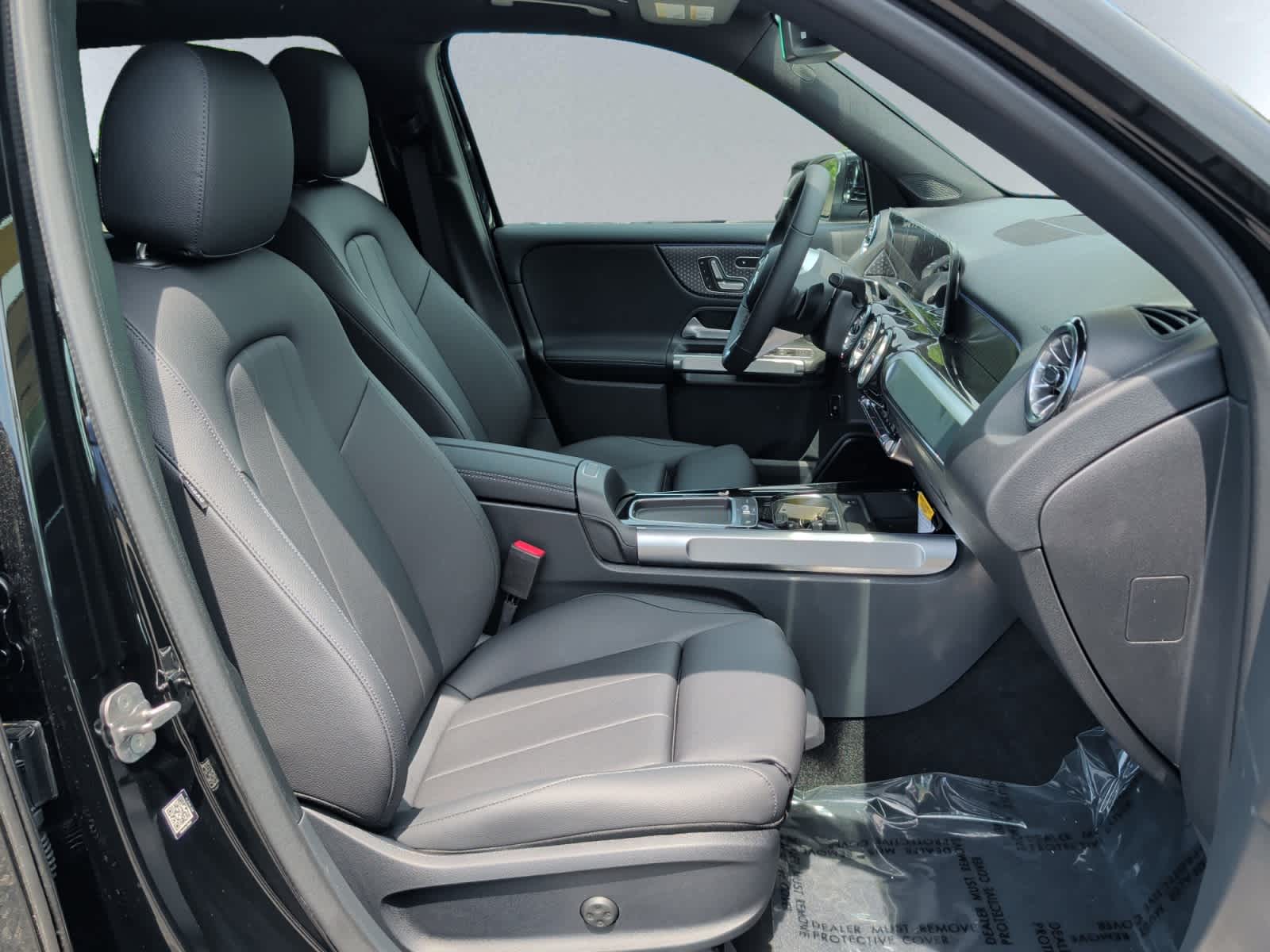 new 2026 Mercedes-Benz GLB 250 car