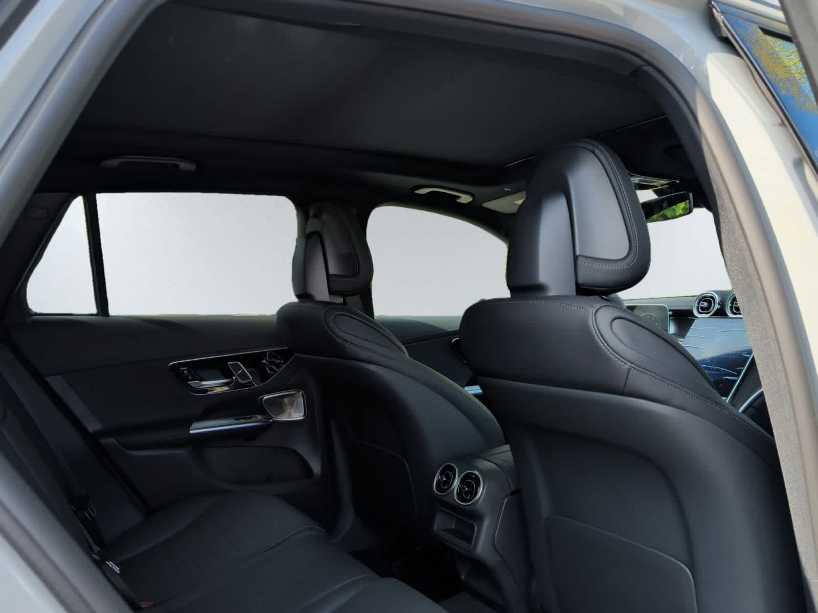 new 2026 Mercedes-Benz GLC 300 car